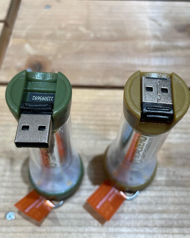 GOAL ZERO カラビナ付 モバイルバッテリー  ゴールゼロ　USB
