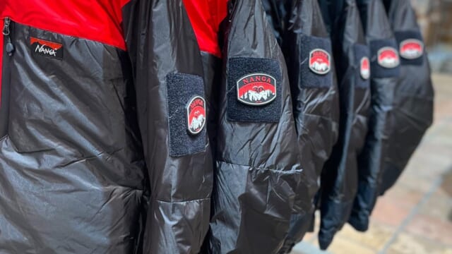 ブラック×メタリックレッド L.I.M ZT Trek GTX PRO Jacket Men – UPLNDオンラインストア